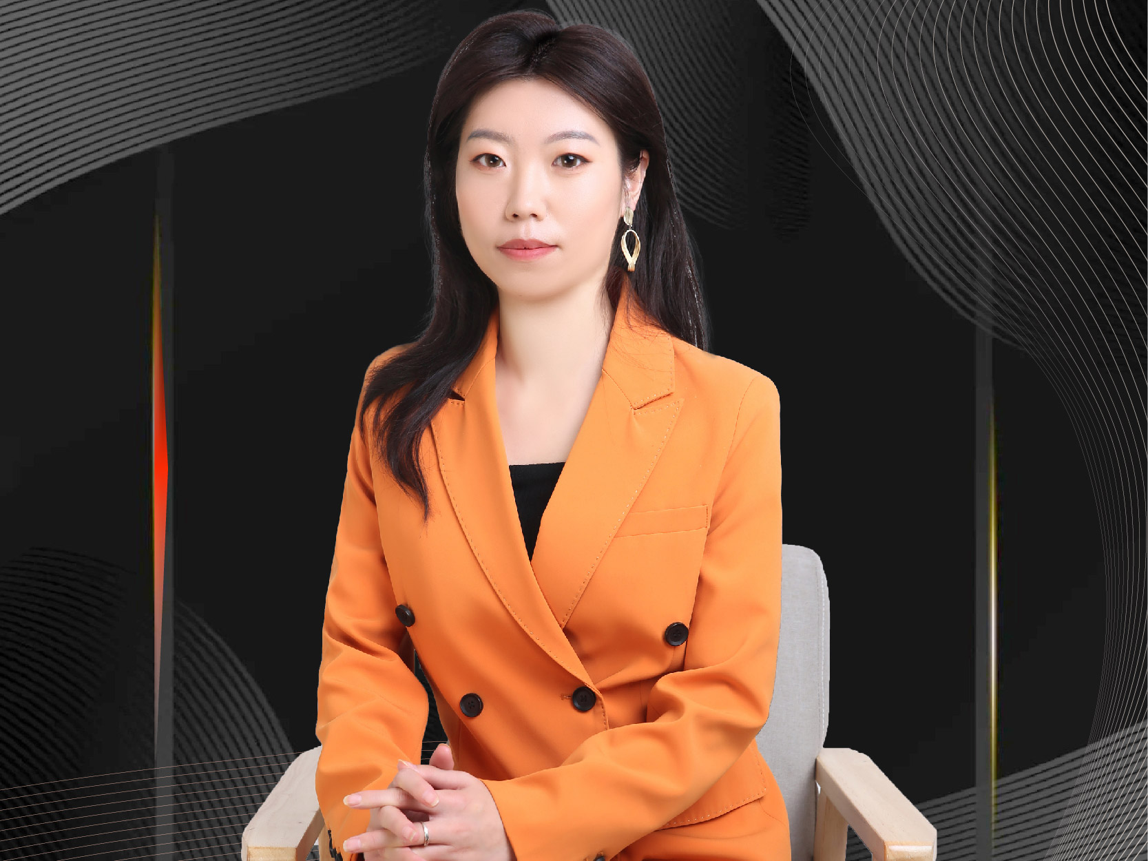 联合创始人严初